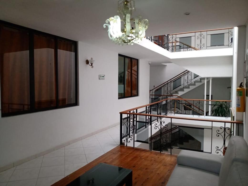 Hotel Brisas Μεντεγίν Εξωτερικό φωτογραφία