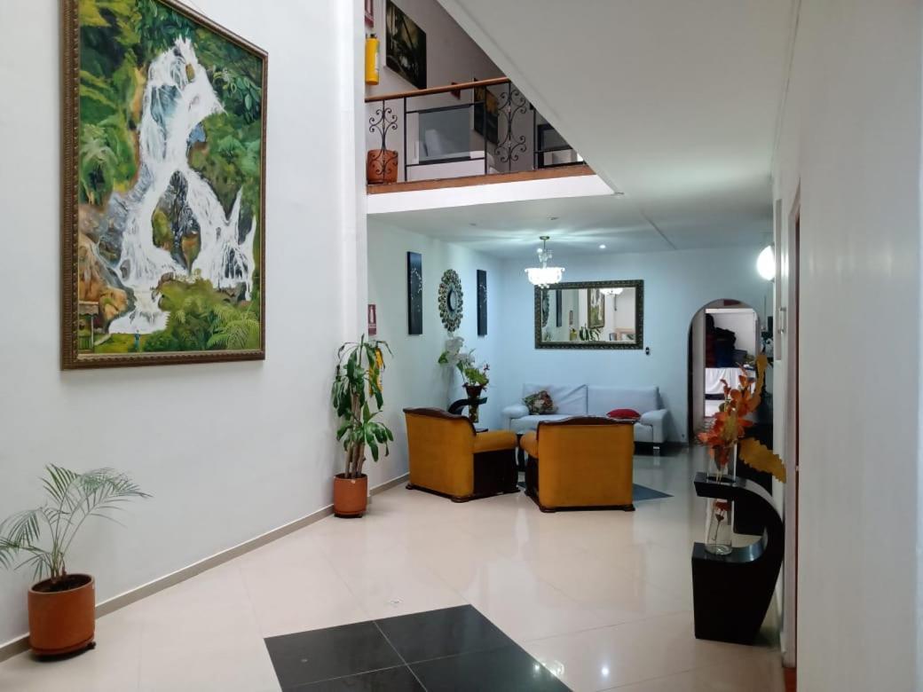 Hotel Brisas Μεντεγίν Εξωτερικό φωτογραφία