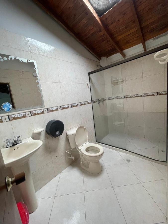 Hotel Brisas Μεντεγίν Εξωτερικό φωτογραφία