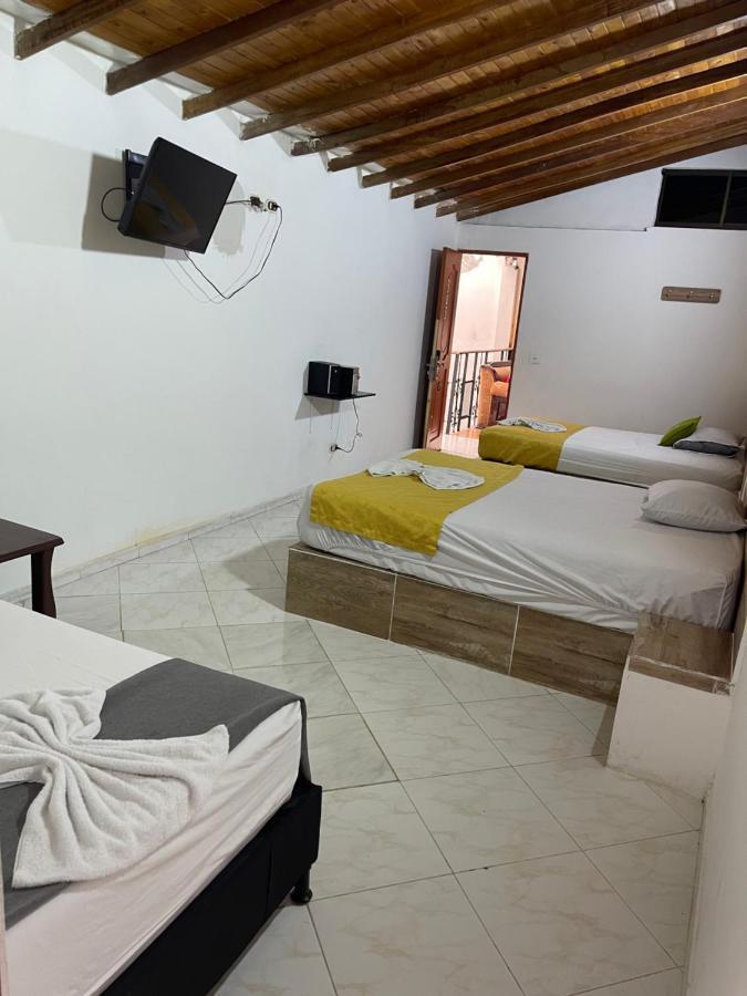 Hotel Brisas Μεντεγίν Εξωτερικό φωτογραφία