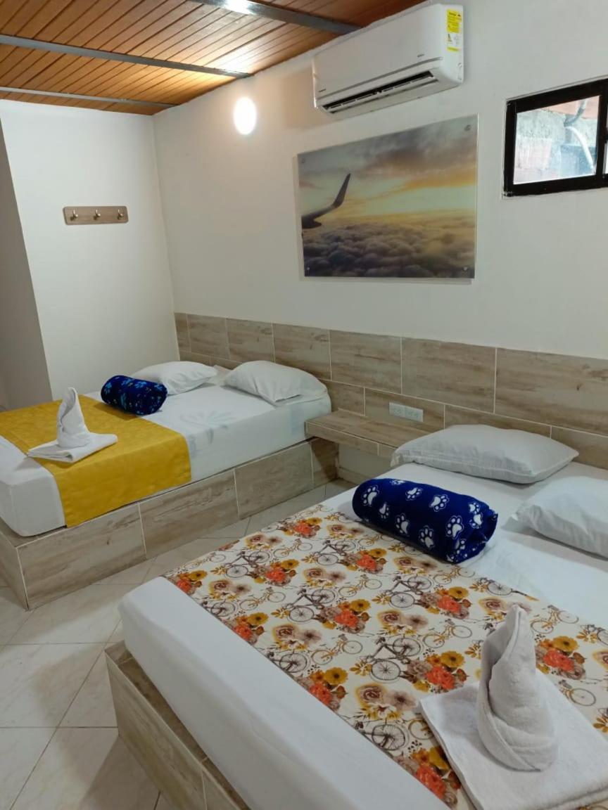 Hotel Brisas Μεντεγίν Εξωτερικό φωτογραφία
