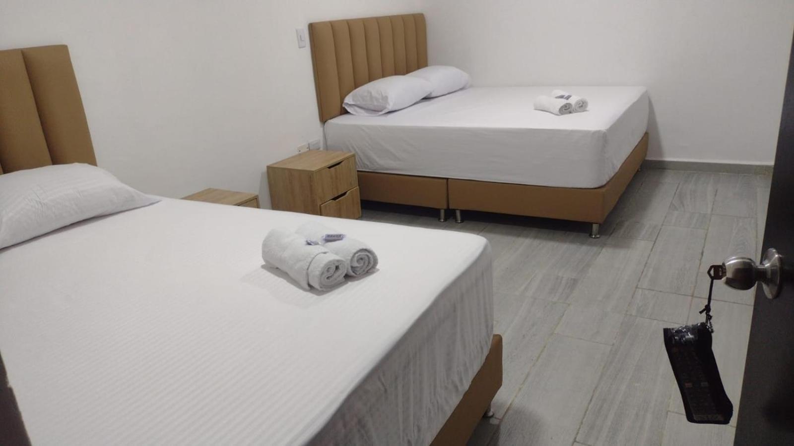 Hotel Brisas Μεντεγίν Εξωτερικό φωτογραφία