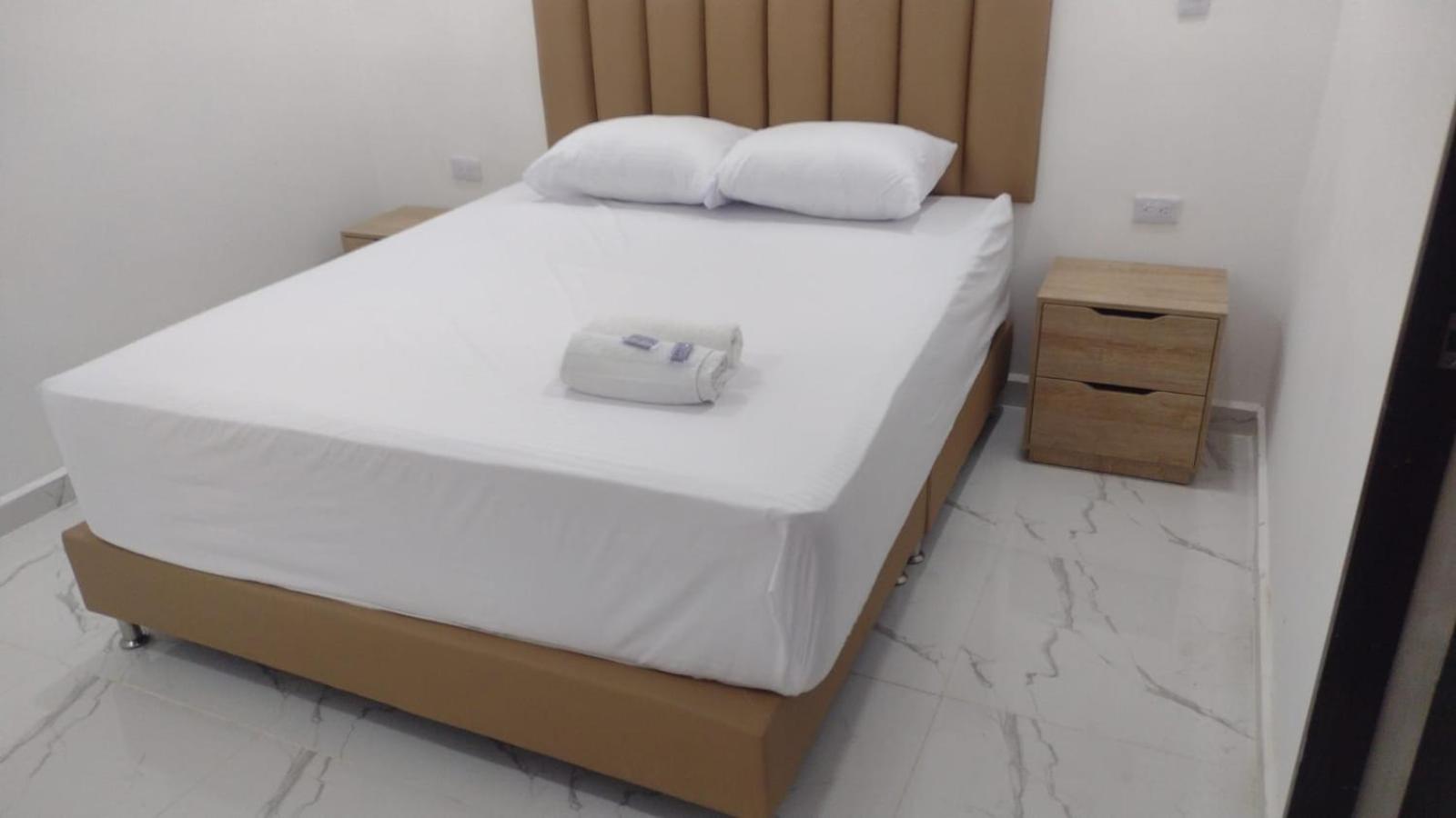 Hotel Brisas Μεντεγίν Εξωτερικό φωτογραφία